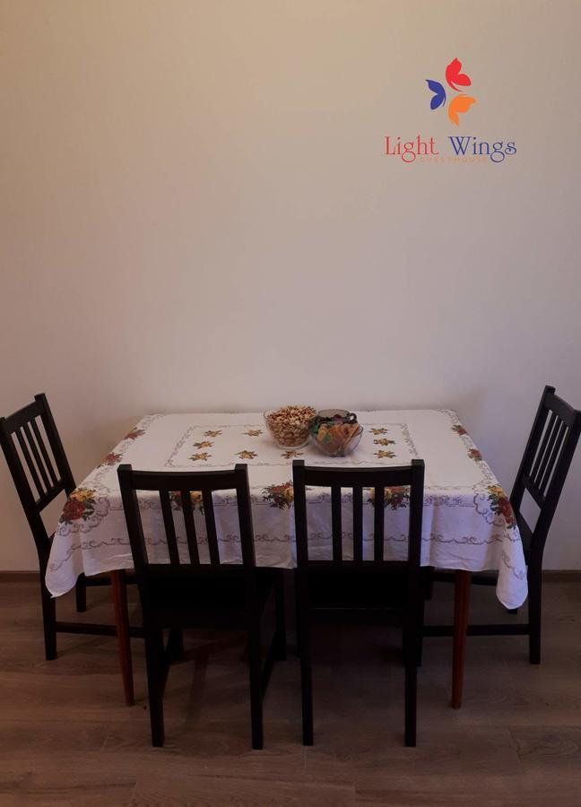 Light Wings Family Guesthouse Jerevan Exteriér fotografie